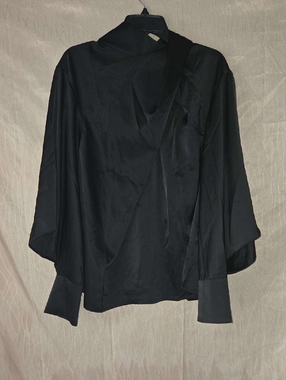 ELOQUII Women's Draped Neck SatinWomen's Blouse